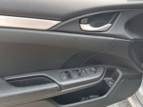 Used 2020 Honda Civic Sport image 12