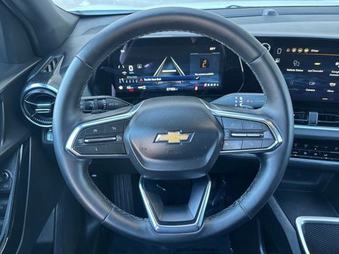 Used 2025 Chevrolet Equinox LT image 24