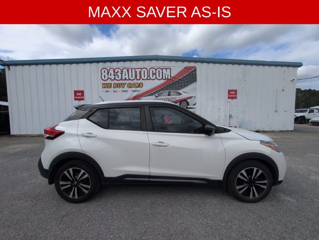Used 2018 Nissan Kicks SR FWD image 9