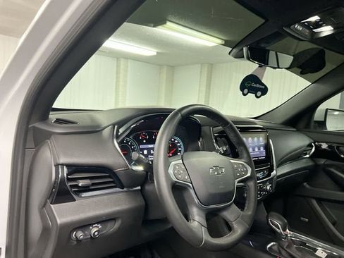 Certified 2023 Chevrolet Traverse RS AWD/4WD image 10