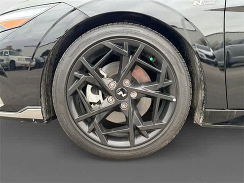 Certified 2025 Hyundai Elantra N Line image 9