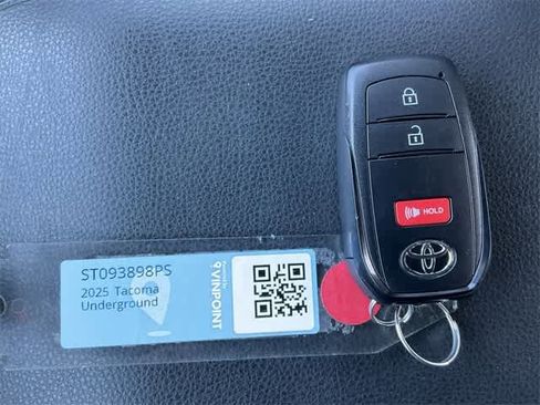 Certified 2025 Toyota Tacoma SR5 image 28