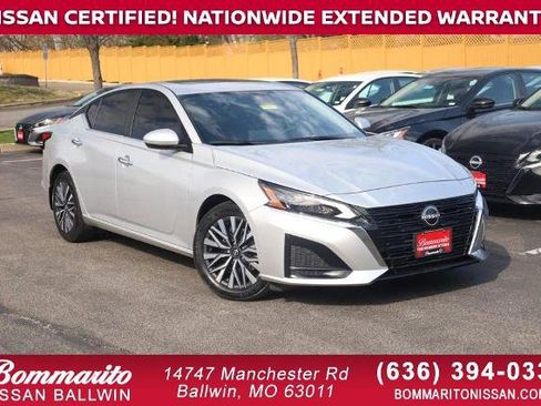 Certified 2024 Nissan Altima 2.5 SV w/ SV Premium Package image 1