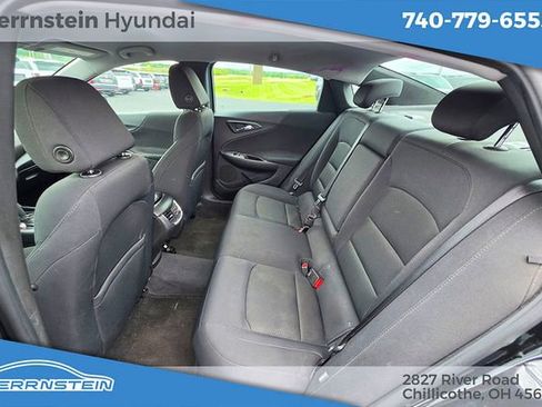 Used 2016 Chevrolet Malibu LT FWD image 21