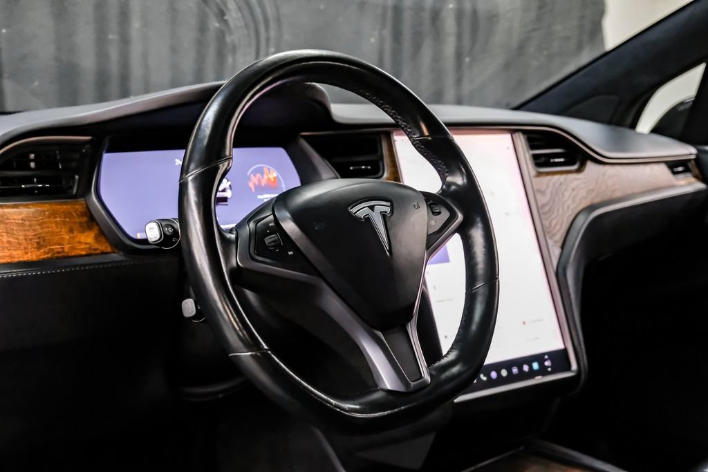 Used 2020 Tesla Model X Long Range AWD/4WD image 20