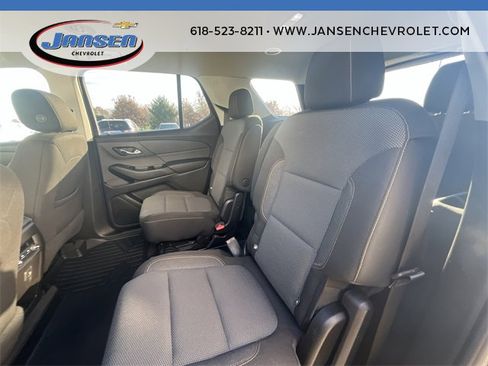 Used 2019 Chevrolet Traverse LT image 24