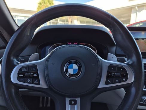 Certified 2022 BMW 530i xDrive w/ M Sport Package image 14