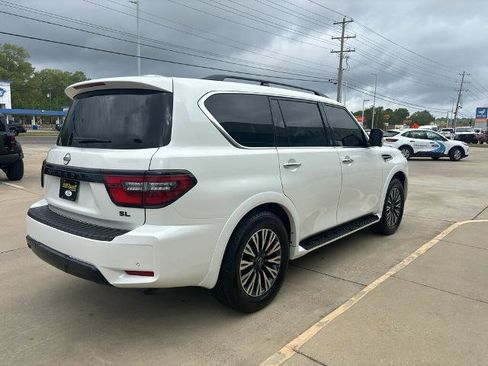 Used 2023 Nissan Armada SL image 5