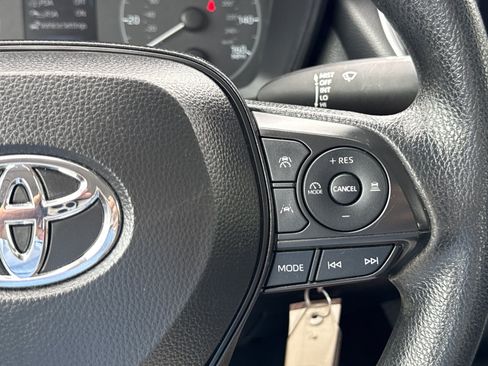 Used 2024 Toyota Corolla LE FWD image 20
