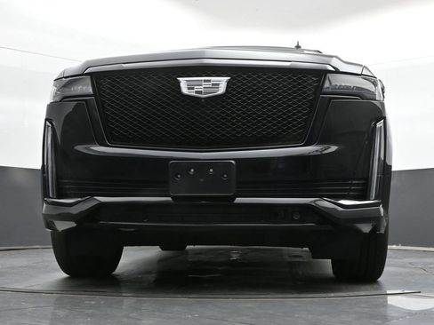 Used 2022 Cadillac Escalade Sport w/ Touring Package AWD/4WD image 45