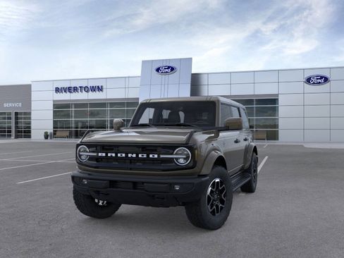 New 2026 Ford Bronco Outer Banks image 27