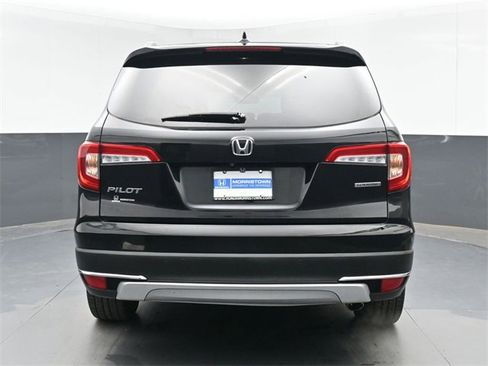 Used 2021 Honda Pilot Touring image 9