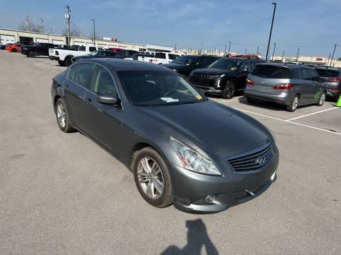 Used 2013 INFINITI G37 x w/ Premium Pkg image 17