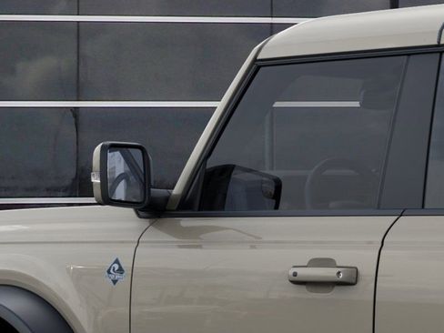 New 2025 Ford Bronco Outer Banks w/ Sasquatch Package image 22