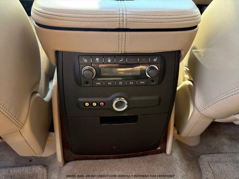 Used 2010 Cadillac Escalade Premium AWD/4WD image 33