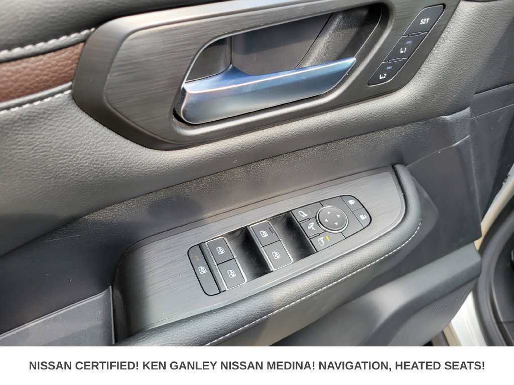 Certified 2025 Nissan Armada SL w/ Captain's Chari Seat Package AWD/4WD image 39