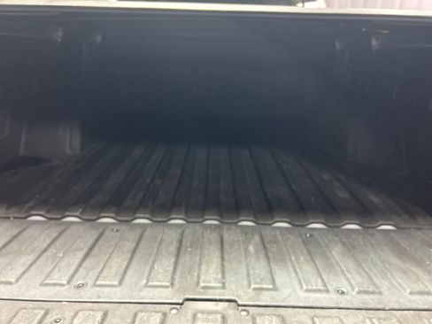 Used 2022 Chevrolet Silverado 1500 LTZ AWD/4WD image 24