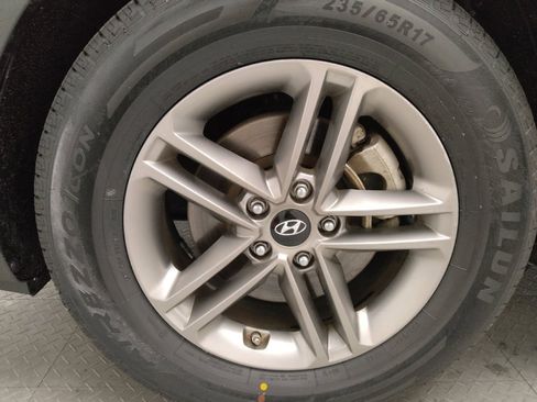 Used 2017 Hyundai Santa Fe Sport image 31