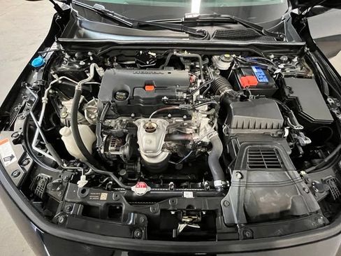 Used 2023 Honda Civic Sport image 26