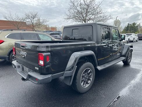 Used 2023 Jeep Gladiator Overland w/ Cold Weather Group image 9
