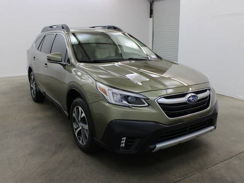Used 2022 Subaru Outback Limited AWD/4WD image 6