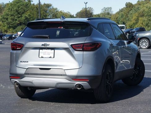 New 2025 Chevrolet Blazer LT w/ Midnight/Sport Edition image 10