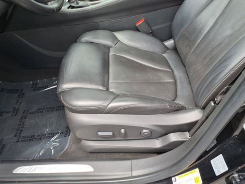 Used 2020 Buick Envision Premium w/ Driver Confidence Package AWD/4WD image 18