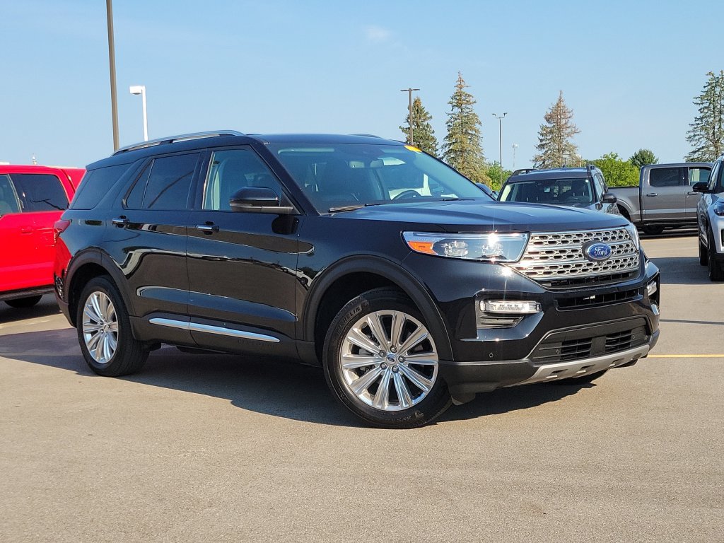 Used 2024 Ford Explorer Limited w/ Equipment Group 301A AWD/4WD image 37