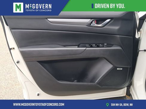 Used 2017 MAZDA CX-5 Touring w/ Preferred Equipment Package image 9