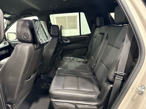 Certified 2022 Chevrolet Tahoe Z71 w/ Z71 Off-Road Package AWD/4WD image 20