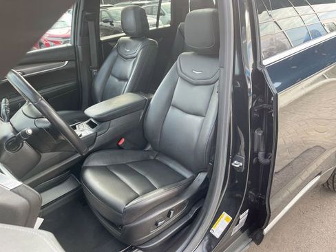 Certified 2023 Cadillac XT6 Luxury image 19