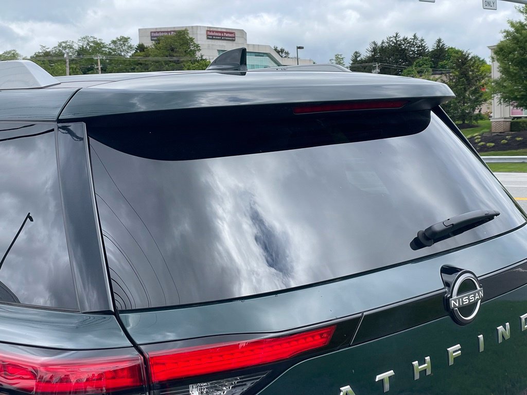 Certified 2025 Nissan Pathfinder SL AWD/4WD image 26