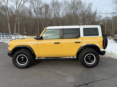 Certified 2023 Ford Bronco Heritage Edition AWD/4WD image 3