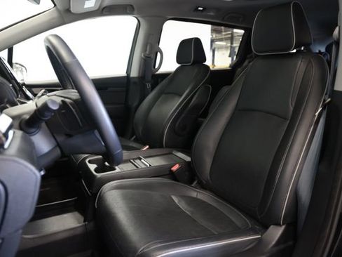 Used 2023 Honda Odyssey Elite image 18