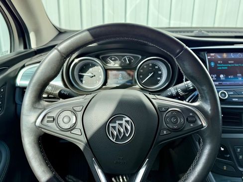 Used 2020 Buick Envision Essence image 23