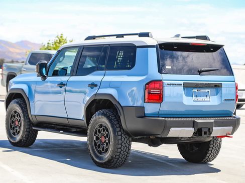 Used 2025 Toyota Land Cruiser w/ Premium Package AWD/4WD image 7