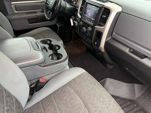 Used 2019 RAM 1500 Big Horn image 12