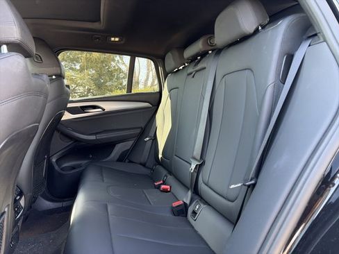 Used 2021 BMW X4 xDrive30i w/ Premium Package image 12