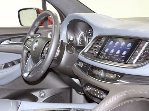 Used 2024 Buick Enclave Essence w/ Experience Buick Package image 31