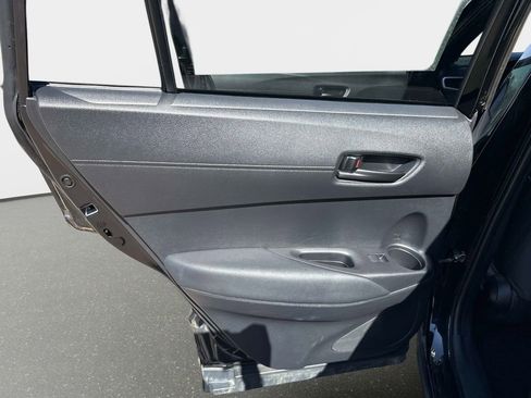 Used 2024 Toyota Corolla Cross AWD Hybrid w/ Moonroof Package image 10