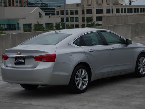 Used 2016 Chevrolet Impala LT image 25