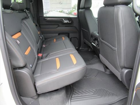 New 2026 GMC Sierra 2500 AT4 w/ AT4 Premium Plus Package AWD/4WD image 14