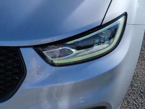 New 2026 Chrysler Pacifica Select image 3