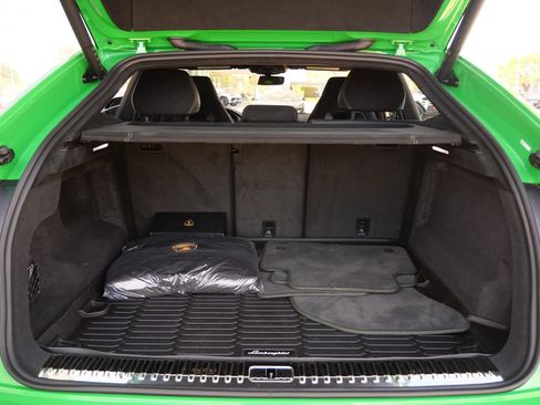 Used 2024 Lamborghini Urus Performante image 33