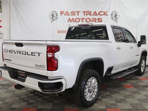 Used 2022 Chevrolet Silverado 2500 High Country w/ LPO, Dark Essentials Package image 6