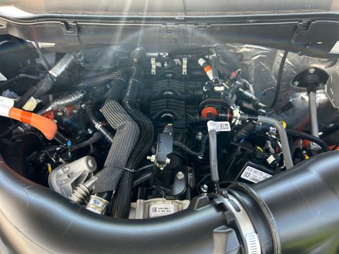 New 2025 Ford F150 Lariat w/ Equipment Group 501A Mid image 22