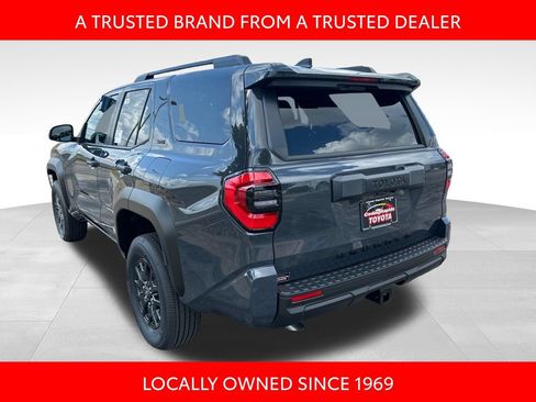 New 2026 Toyota 4Runner SR5 AWD/4WD image 3