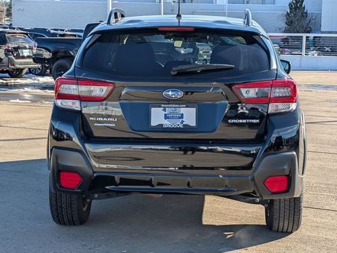 Used 2023 Subaru Crosstrek 2.0i image 5