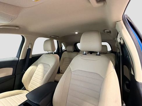Used 2023 Ford Edge SE AWD/4WD image 18