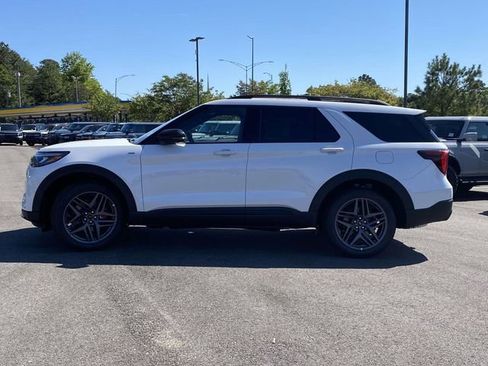 New 2026 Ford Explorer ST-Line AWD/4WD image 6
